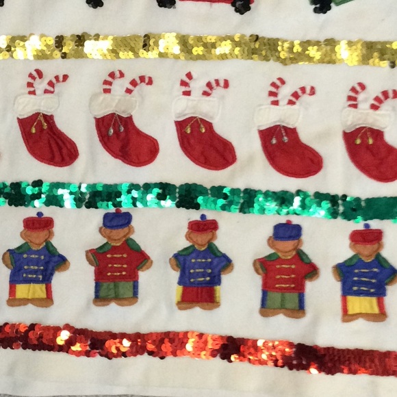 Christmas top by Cedars - Picture 4 of 5